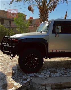 تۆیۆتا FJ کرۆزەر